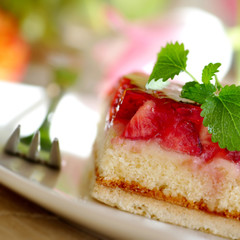 sommerliches erdbeertörtchen