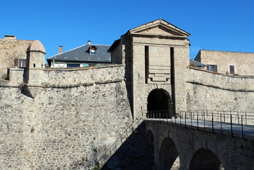 L'entrée de Mont-Louis