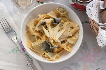 Tortelli di mele - Primi piatti dell emilia romagna