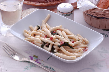 Strozzapreti - Primi piatti Emilia Romagna