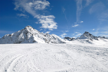Fototapeta na wymiar massif alpin