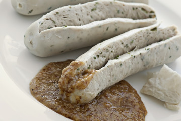 Weisswurst häuten