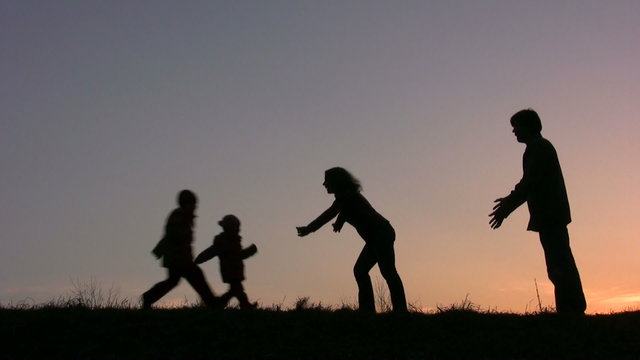 meet parents with children sunset