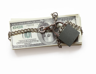 Dollar's bundle constrained with chain and lock