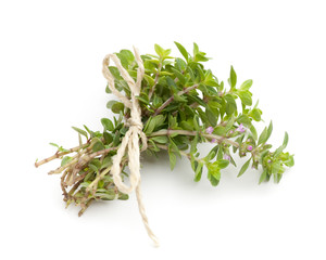 Thymian zusammengebunden