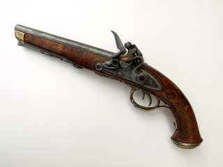 pistolet ancien