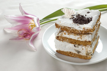 cake and wedding rings