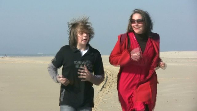 course sur la plage