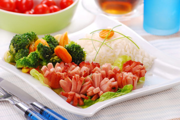 rice,broccoli and sausage roses