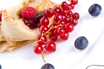Fritters with fresh berries