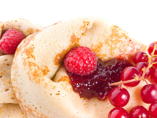 Fritters with fresh berries