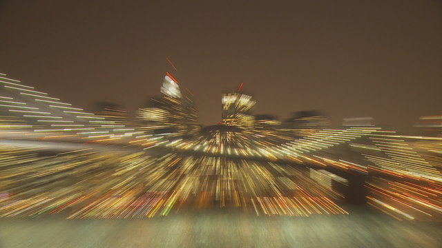 zoom in from brooklyn bridge