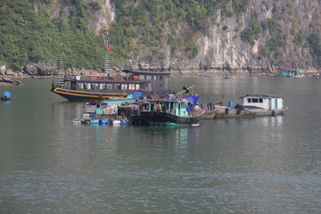 Fototapeta premium jonques et sampans