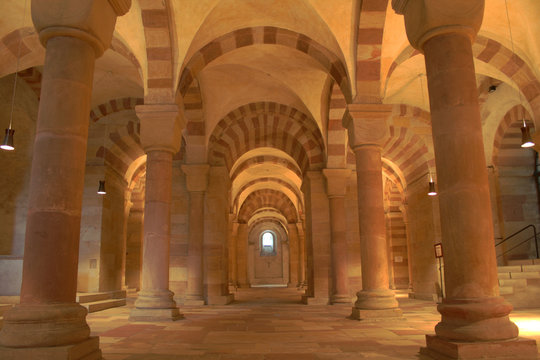 Krypta des Speyerer Doms