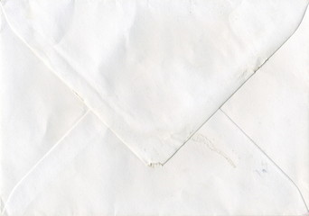 vieille enveloppe blanche.