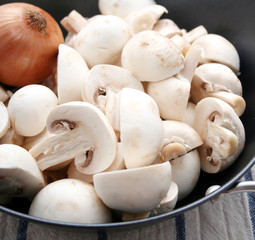 Frische Champignons