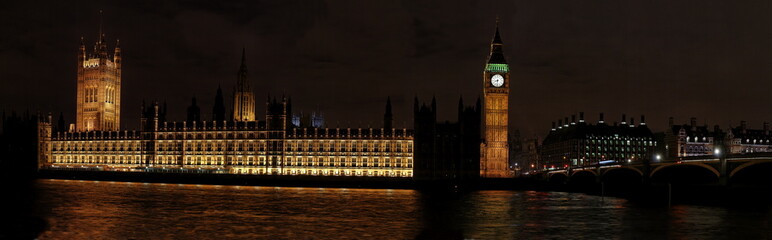 Fototapeta na wymiar Westminster Palace de nuit