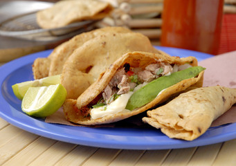 Quesadillas de pescado estilo tradicional. Veracruz,  México.