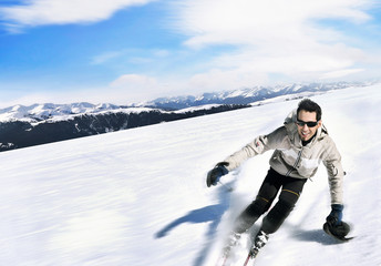 Fototapeta na wymiar Man on skis