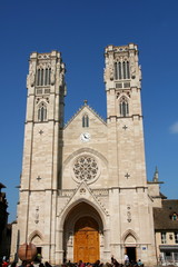 Fototapeta na wymiar St Vincent Cathedral, Chalon