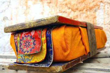 old prayer tibetan book