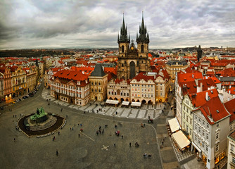 Fototapeta na wymiar Widok Pragi z wieży na Rynku Starego Miasta