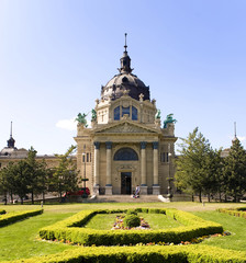 Fototapeta na wymiar Ła¼nia Széchenyi w Budapeszcie