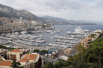 Fototapeta na wymiar Port w Monte Carlo