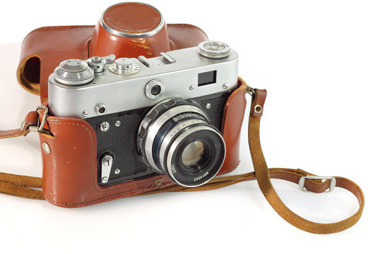 Old viewfinder  photo camera in leather case