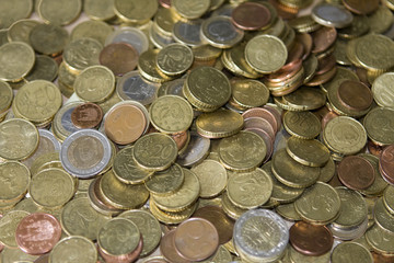 muchas monedas de euros