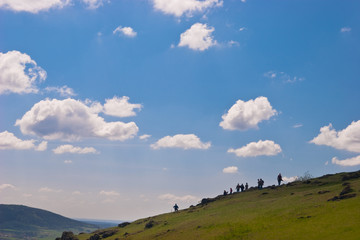 Silhouetten von Wanderern