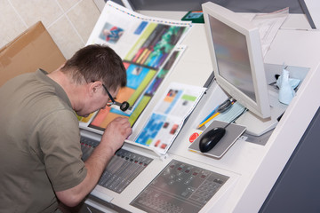 Fototapeta na wymiar Printer checking a print run