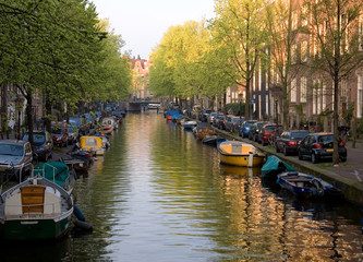 Fototapeta na wymiar Canal of Amsterdam, the Netherlands