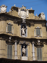 Fototapeta na wymiar Palermo cztery rogi
