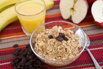 Apple Raisin Oatmeal