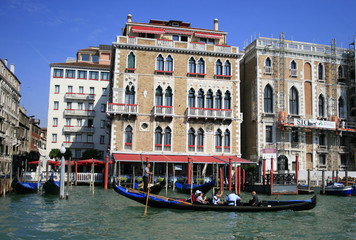 Fototapeta premium Palais sur le grand canal à Venise