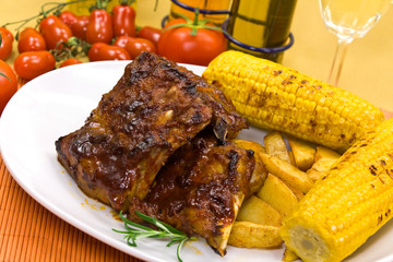Spare Rib - gegrillt mit Maiskolben