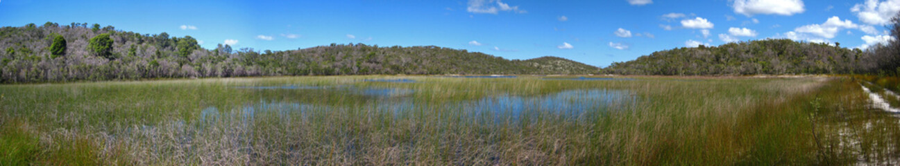 australia fraser island lake view