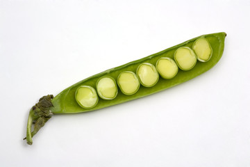 sliced peapod