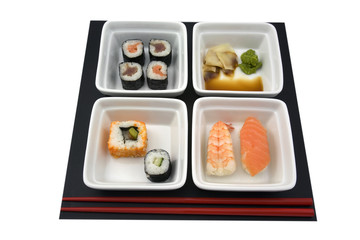 Fototapeta na wymiar sushi on plates