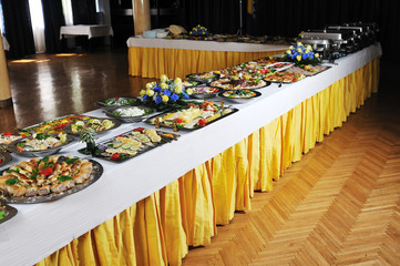 buffet food