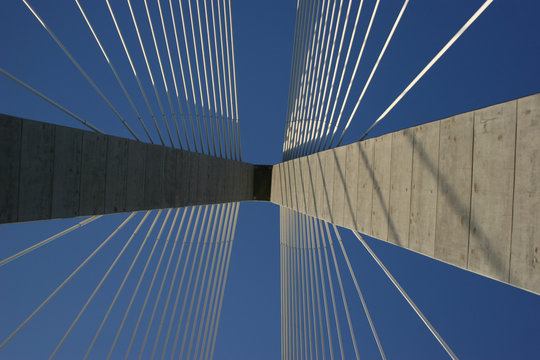 H&auml;ngebr&uuml;cke