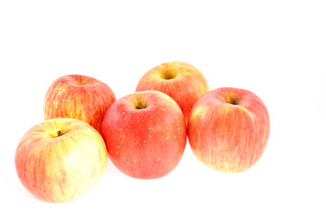 Fototapeta na wymiar five red juicy apples
