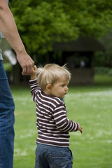 Kind vertrauen sicherheit Mutter