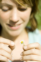 er liebt mich, er liebt mich nicht