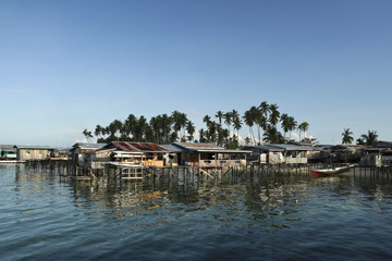 Fototapeta premium borneo fishing village