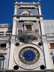 Tour de l'horloge à Venise