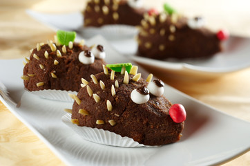 Chocolate biscuit in shape of hedge