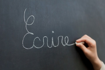 écrire apprendre école tableau enfant craie écriture