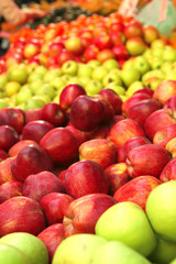 raw apples heap perspective